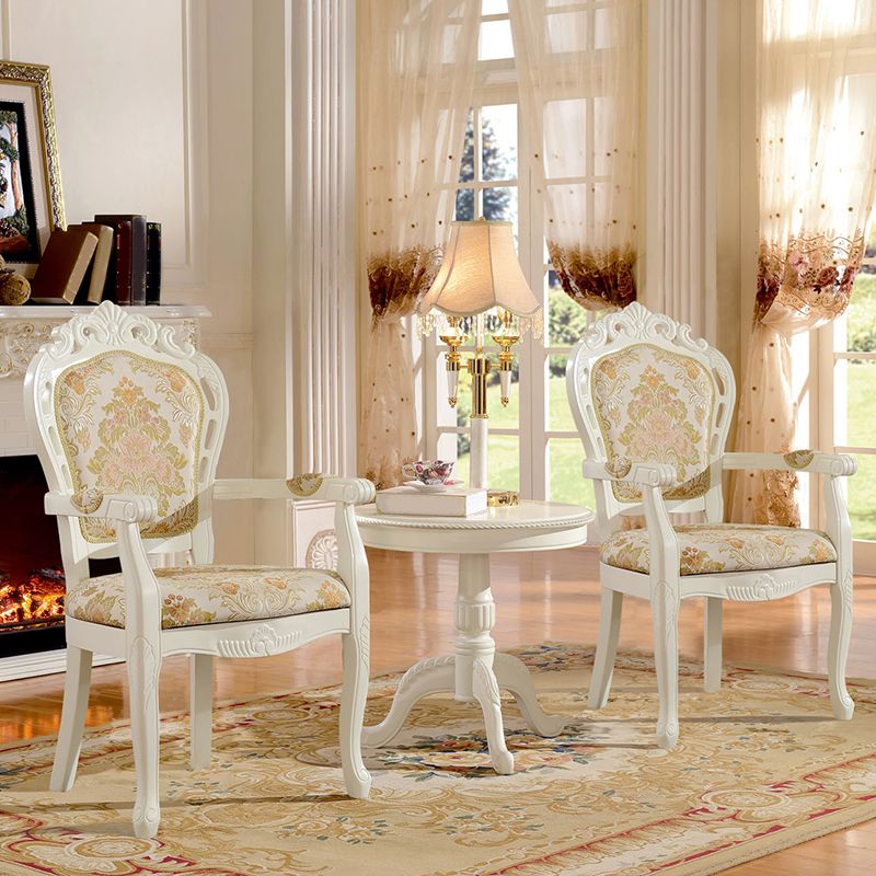 Silla de comedor de tela victoriana con respaldo King Louis y acabado mate (juego de 2)