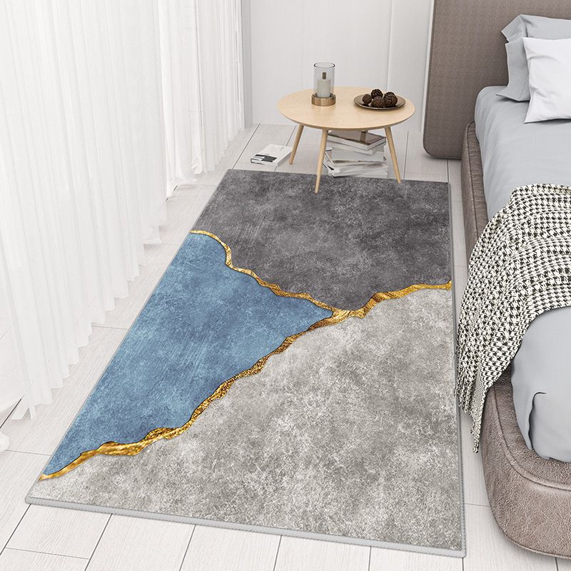 Dark Green Modern Carpet Polyester Graphic Carpet Stain Resistant for Home Decor