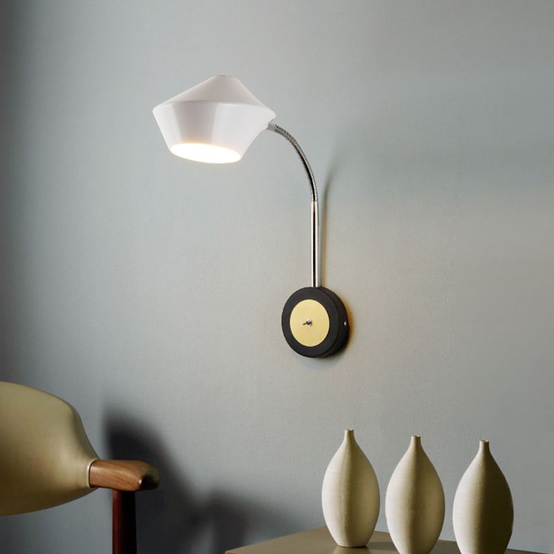 Luz de Urna Splach Metal Contemporánea 1 Iluminación montada en la pared de bulbo en blanco y negro