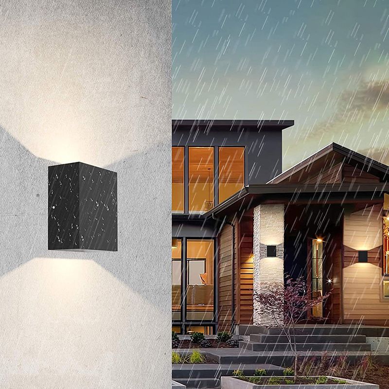 Square Shape Wall Lamp Modern Style Metal 2 Light Wall Light in Black/White