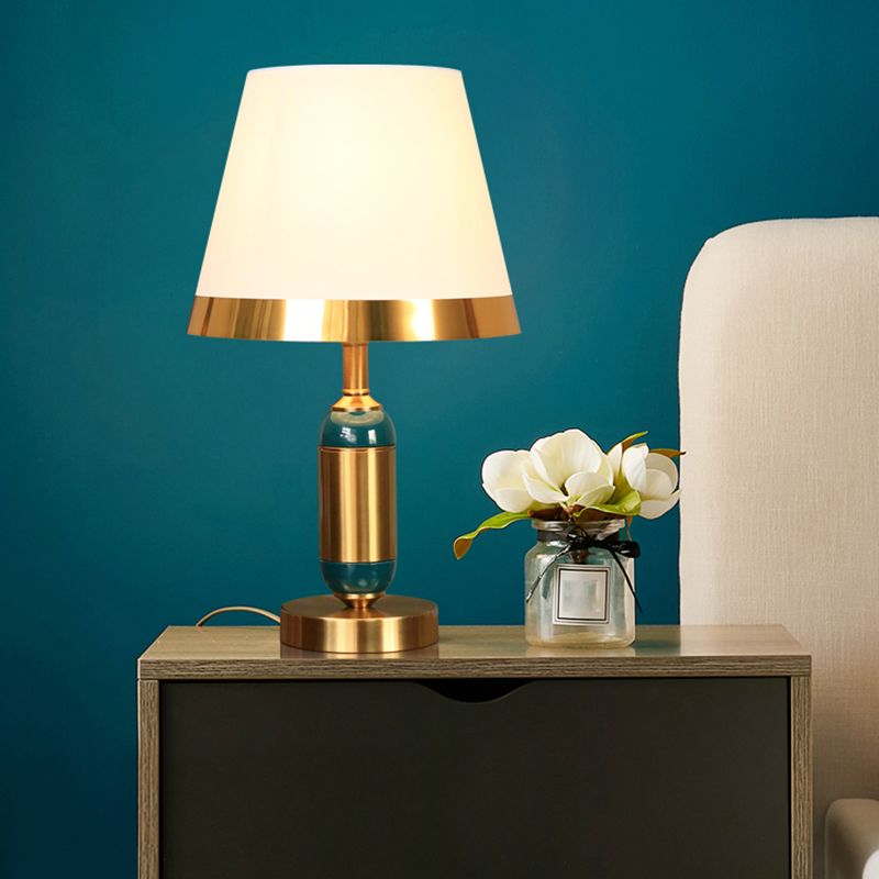 Modern Metal Table Light 1-Light Bedroom Nightstand Lamp with Bucket Fabric Shade