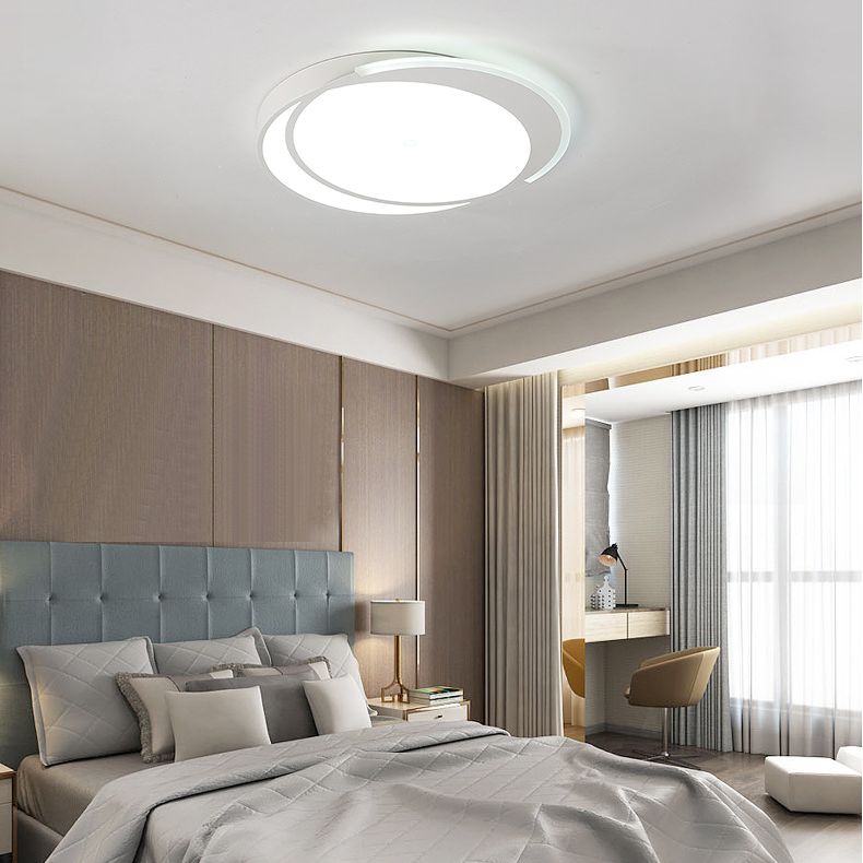 Circle Acrylic Flush Mounted Ceiling Light Minimalistic LED White Flushmount Ceiling Lamp