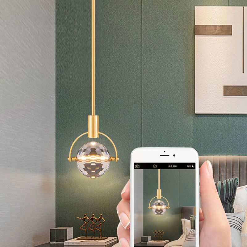 Forma sferica a forma di metallo appeso al soffitto Crystal Crystal 1 Light Sust Light in oro