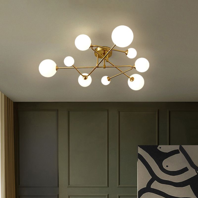 Orb Semi Mount Lighting Simple Salon en Verre Opalin Près du Plafonnier en Or