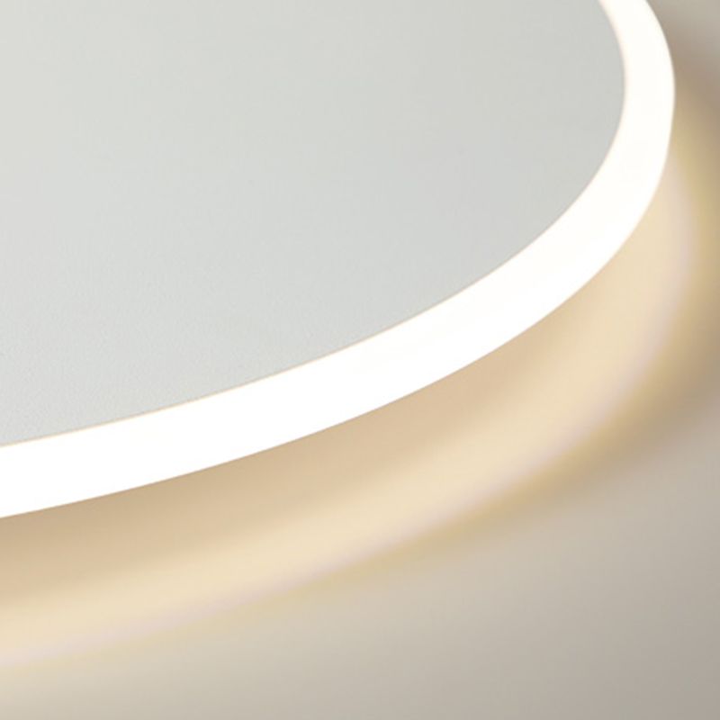 Round Shade Metal Flush Ceiling Light Modern Style 3 Lights Flush Mount Fixture in White