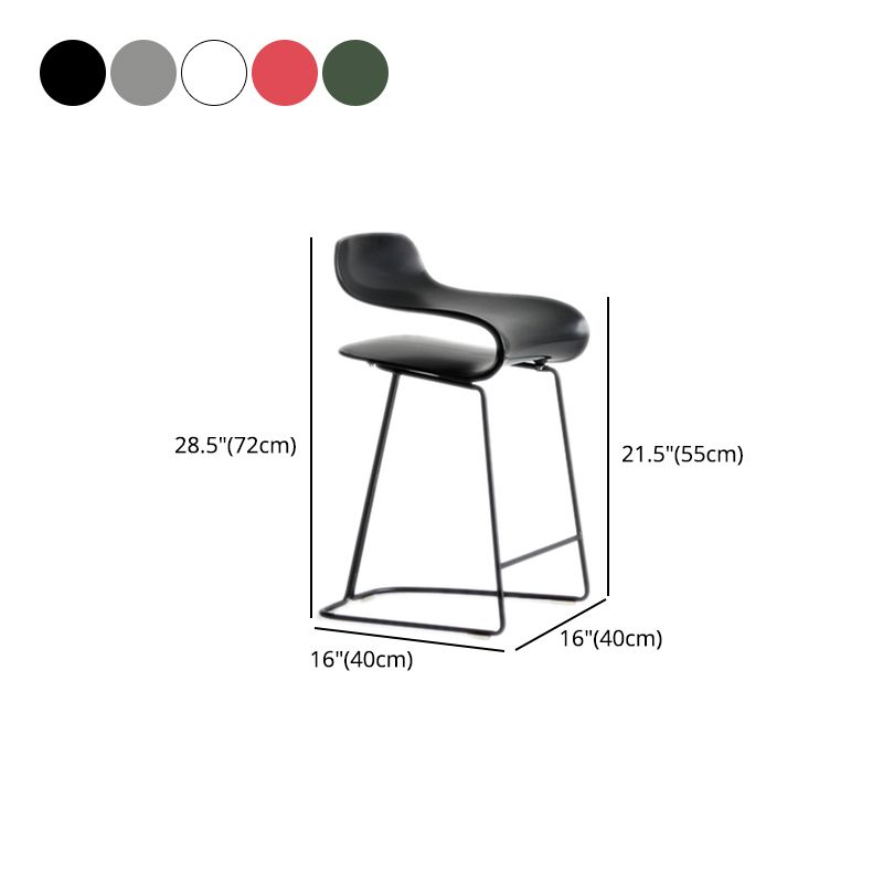 Scandinavian Matte Finish Plastic Barstool Footrest Coffee Shop Stool