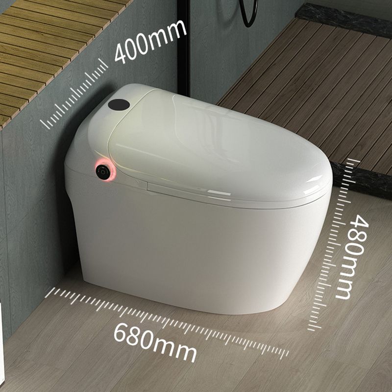 Contemporary Elongated Toilet Bowl White One Piece Toilet with Glazed Surface