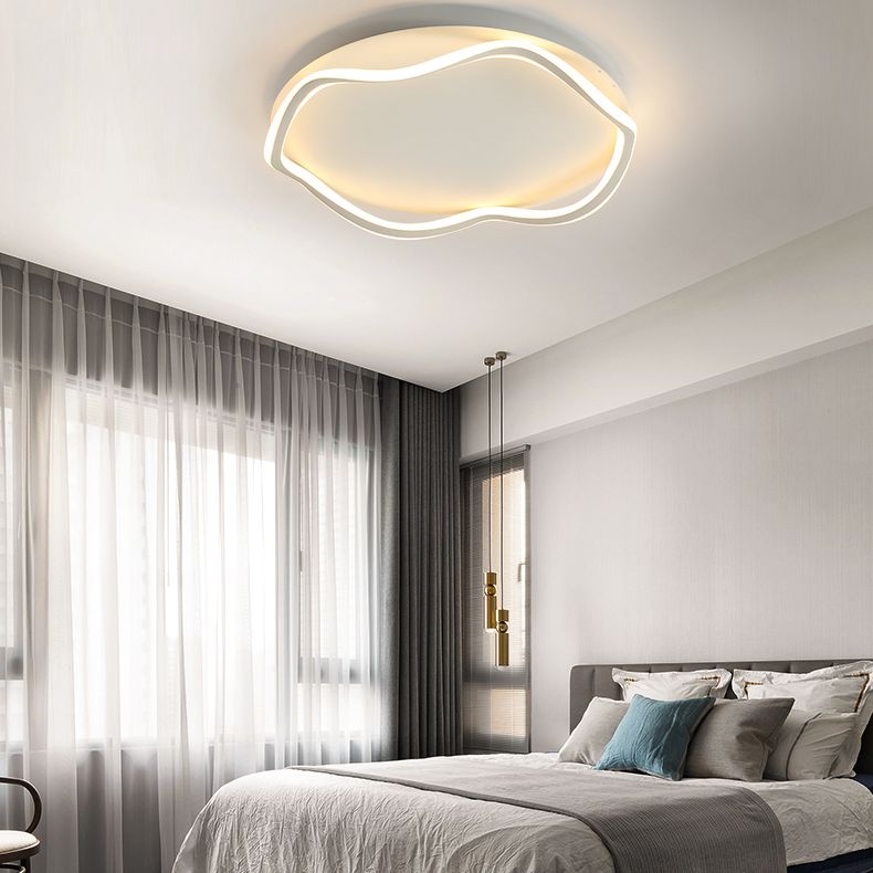 Minimalism Metal LED Ceiling Mounted Light Circle 1-Light Flush Light for Bedroom