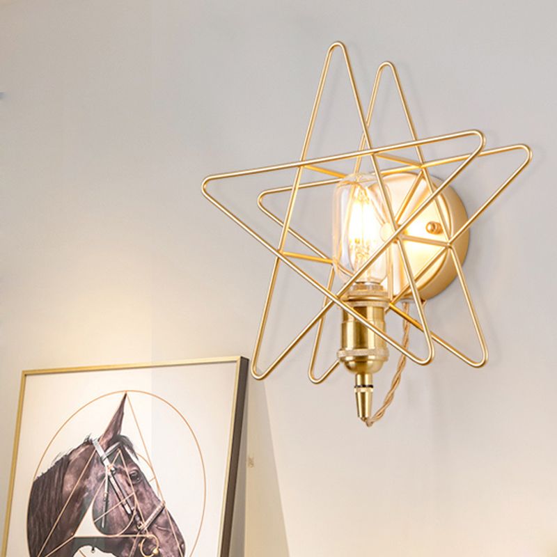 Lámpara de pared de metal con estrella en estrella estilo loft estilo 1 bulbo de la pared del dormitorio en negro/dorado