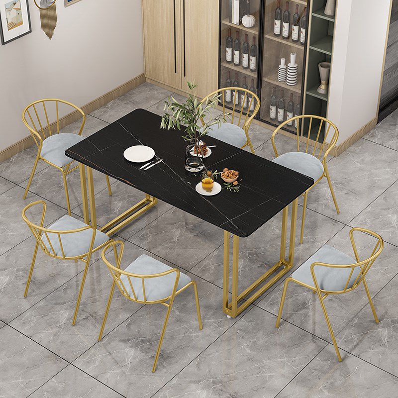 Mesa de comedor de piedra sinterizada Mesa trineo de lujo tradicional con marco dorado