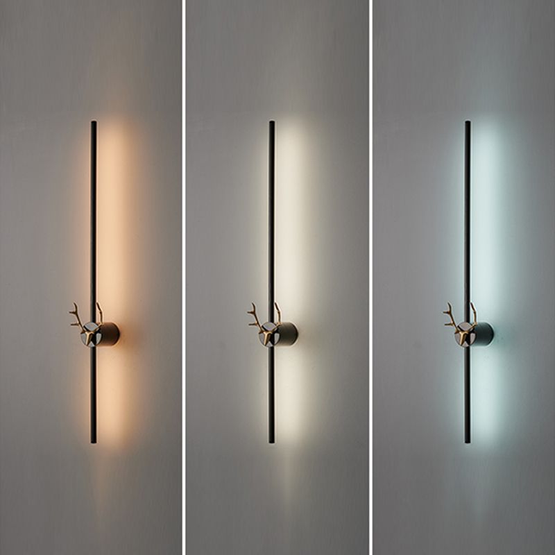 Modern Metal Wall Sconce Linear Shape LED Wall Light with Acrylic Shade for Bedroom