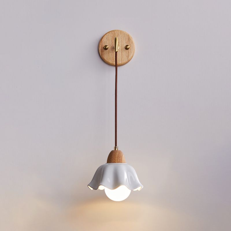 Modern Wooden Wall Mount Light 1-Light Wall Light for Living Room