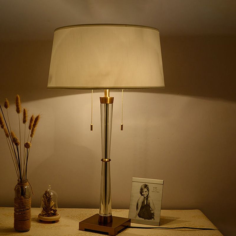 Lampada da notte per soggiorno a 1 testa lunga in tessuto rustico bianco da tavolo a tamburo con accento di cristallo