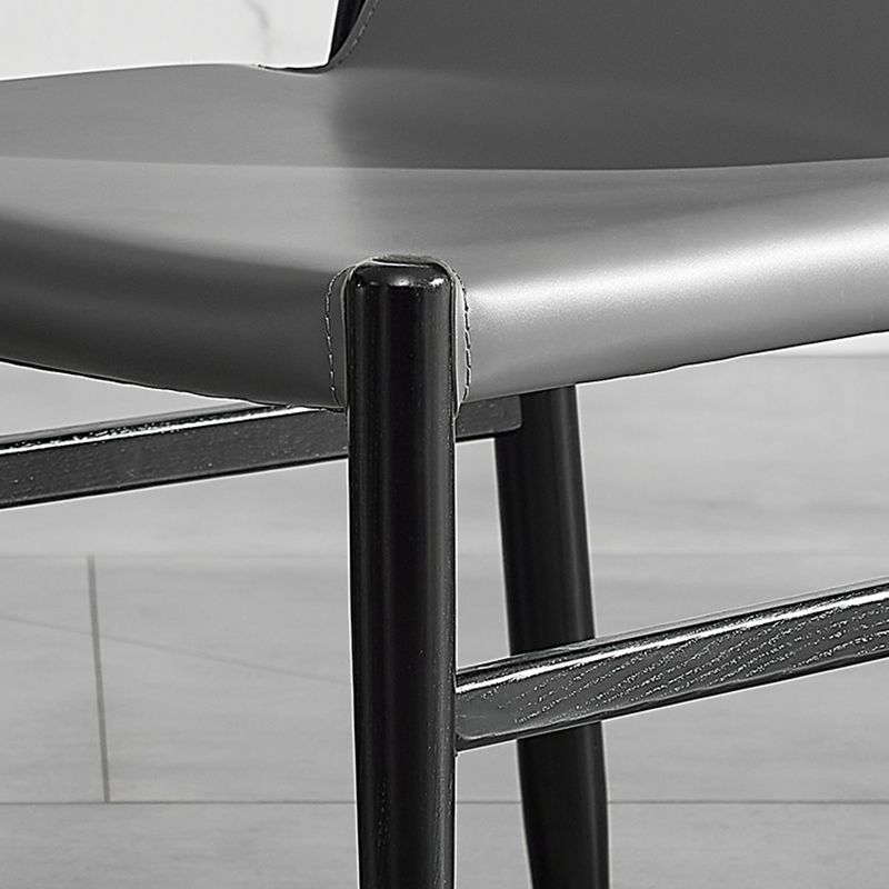 Silla de comedor marrón de cuero de silla lateral con respaldo sólido de restaurante de estilo diseñador