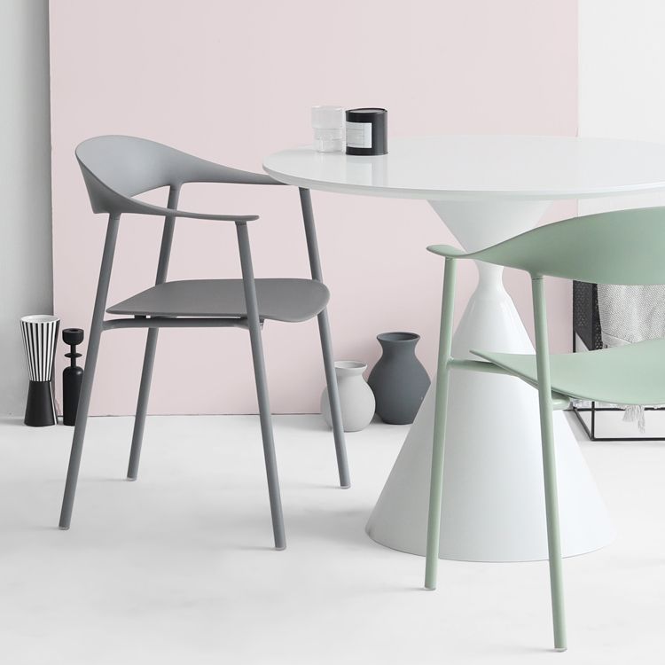 Finishale mate Scandinave Dining Arm Chaise Plastique Plastique Open Doss Dining Chaise