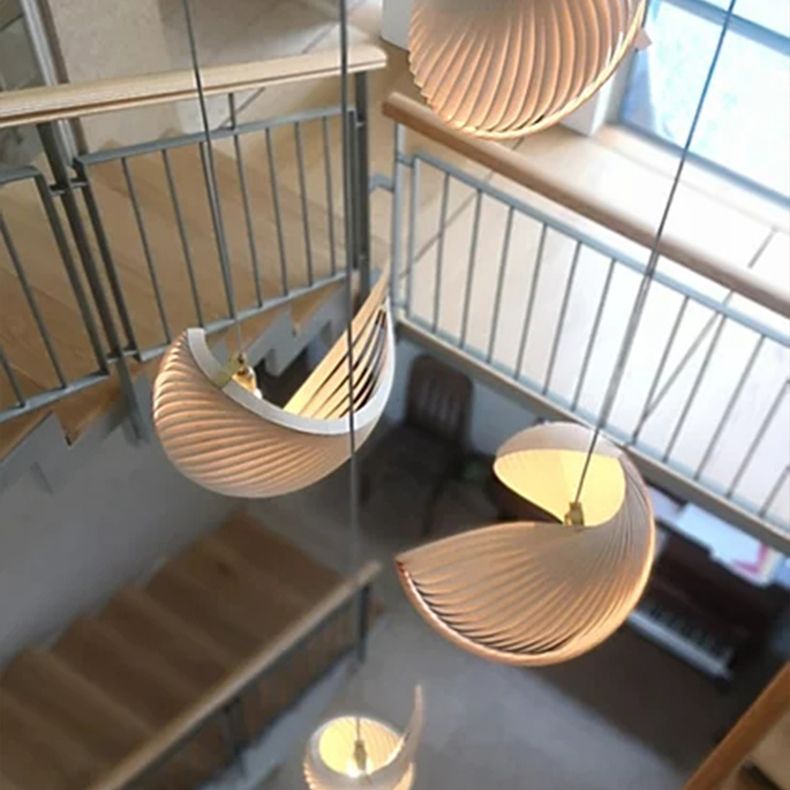 Conch Shaped Wood Pendant Light Contemporary Style Hanging Lamp for Coffee Shop