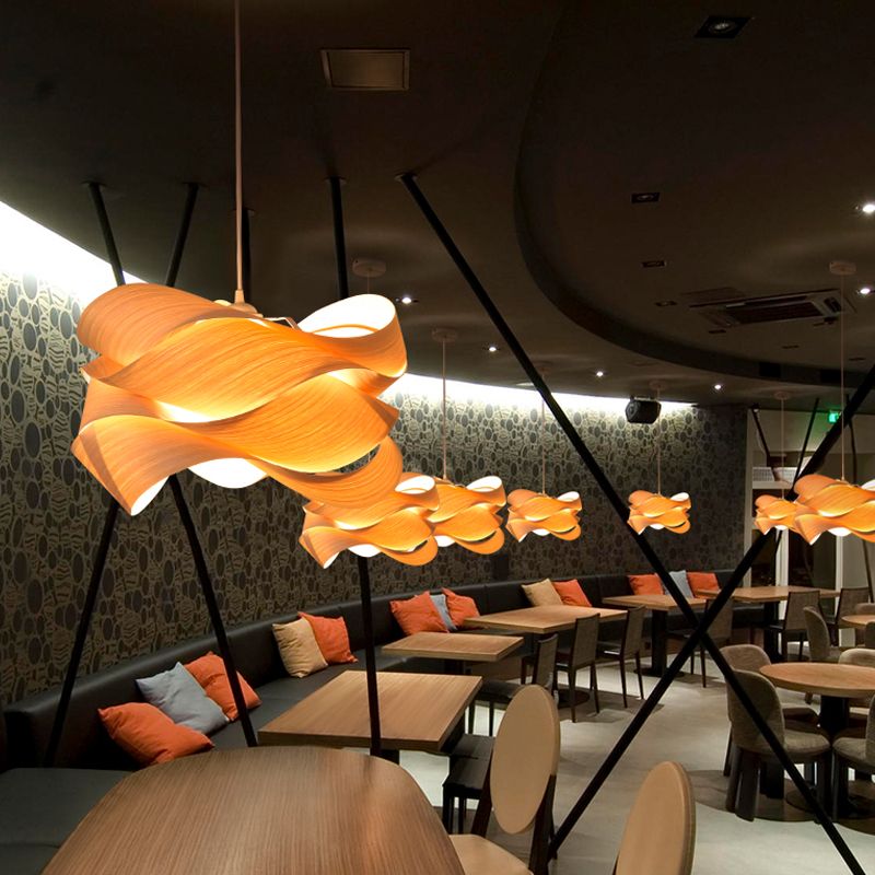 Wood Unique Shape Hanging Lights Modern Style 1 Head Hanging Mount Fixture for Restaurant