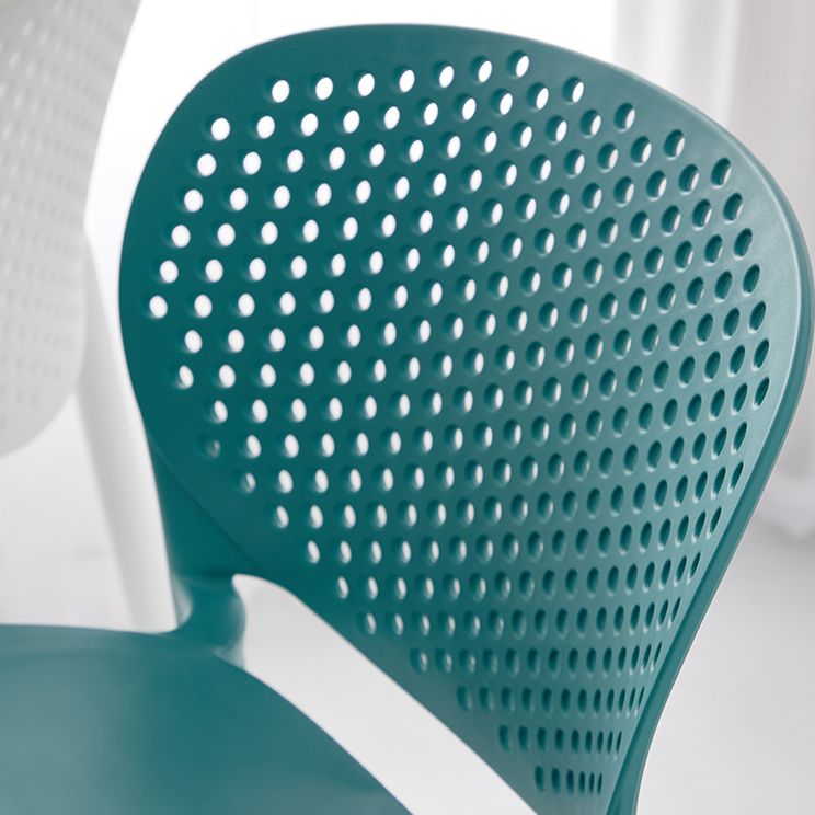 Industrial Stackable Armless Bar Stool Plastic Low Back Bar Stool