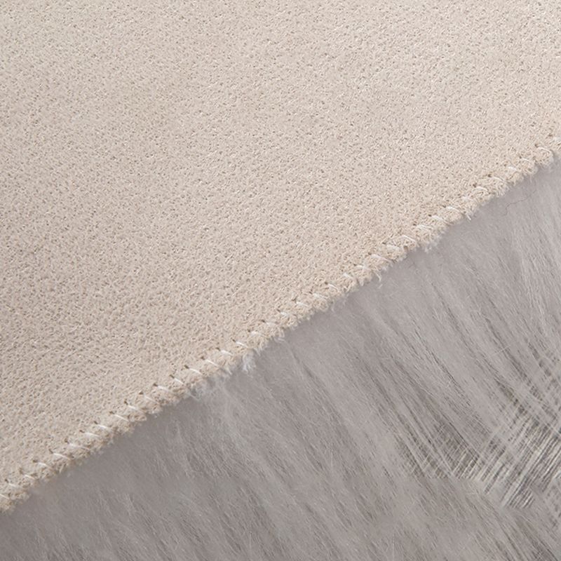 Tapis en peluche en forme de cœur tapis lavable de machine sans glissement convivial pour la maison