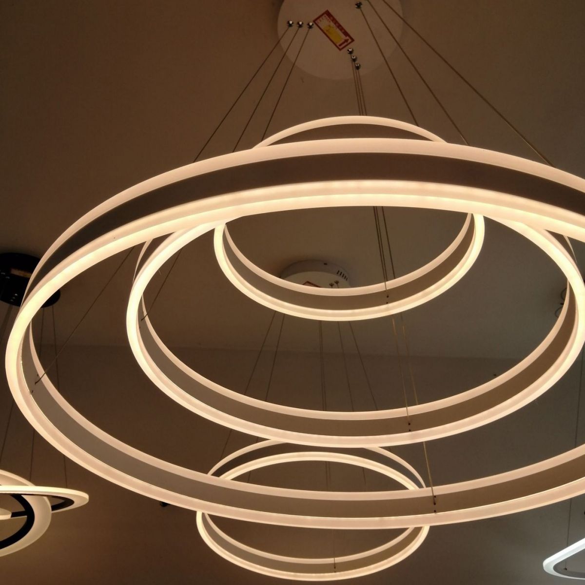 Contemporary Brown Metal Circular Chandelier Light Fixtures Cafe Hanging Chandelier