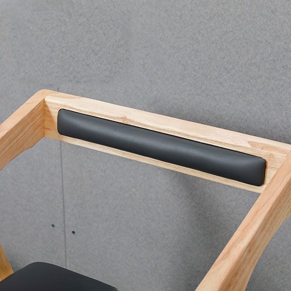 Silla de comedor tapizada con respaldo abierto moderno con acabado mate