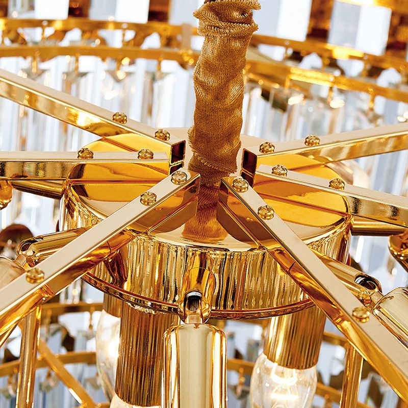Gouden hangende kroonluchter licht eigentijds metaal multi -licht hanglamp met ronde schaduw en gefacetteerde kristal