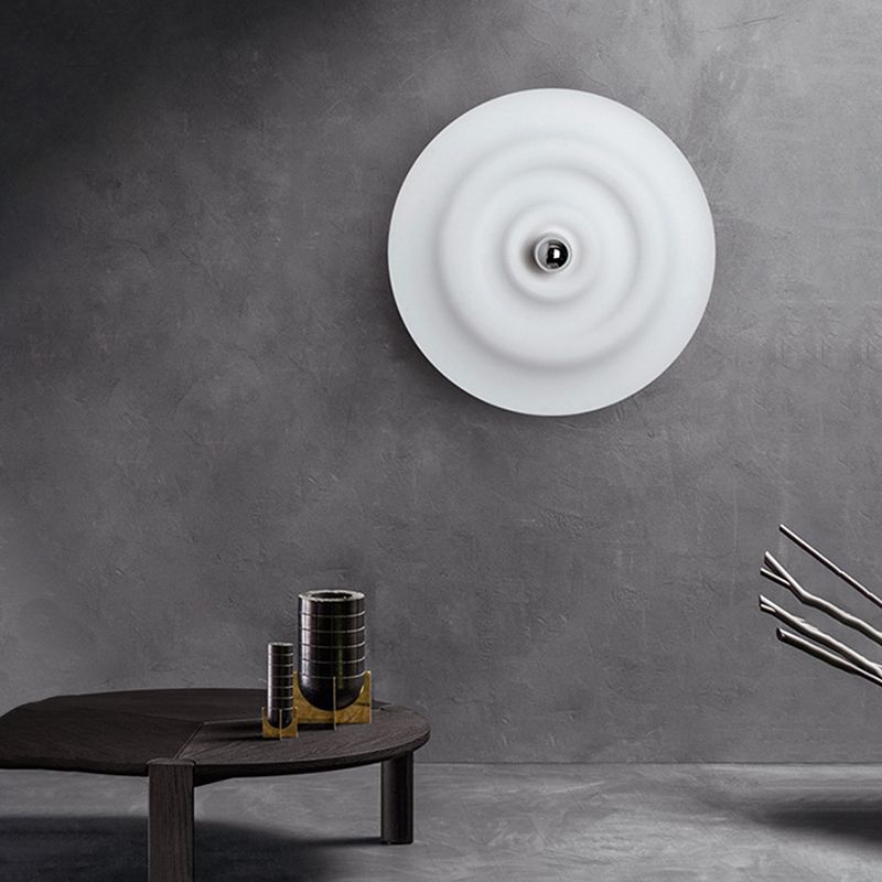 Modern Wall Sconce Ripple Shape Wall Light with Metal Shade for Bedroom
