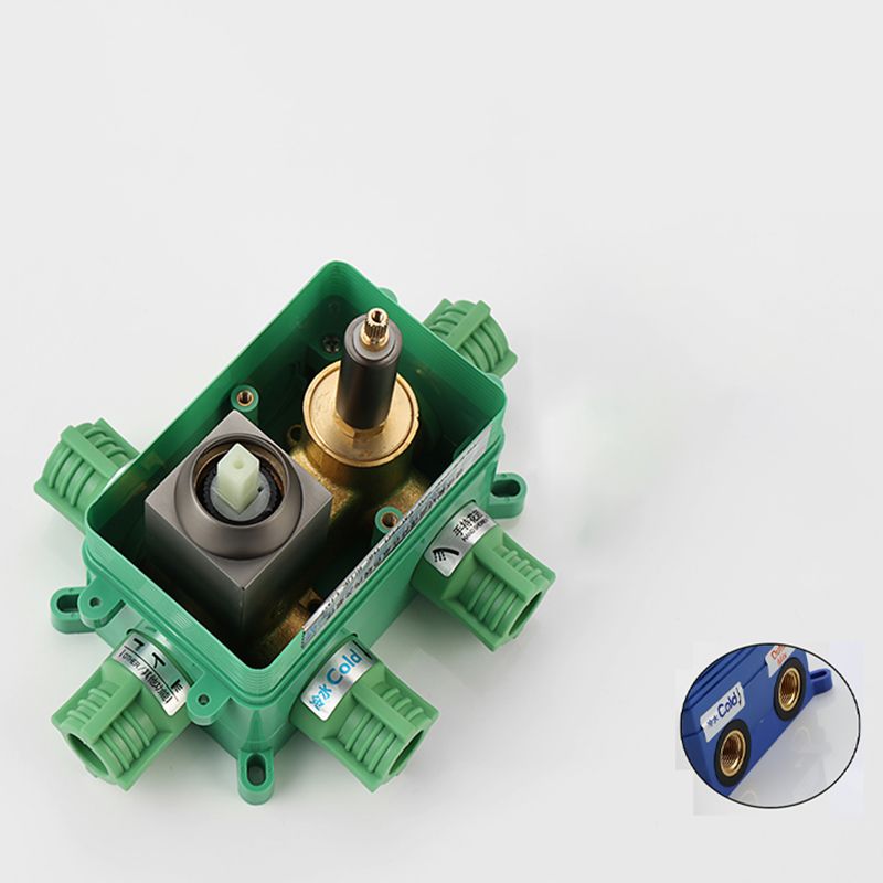 Modern Style Copper Shower System Spot Resist Ceiling Mounted Shower System