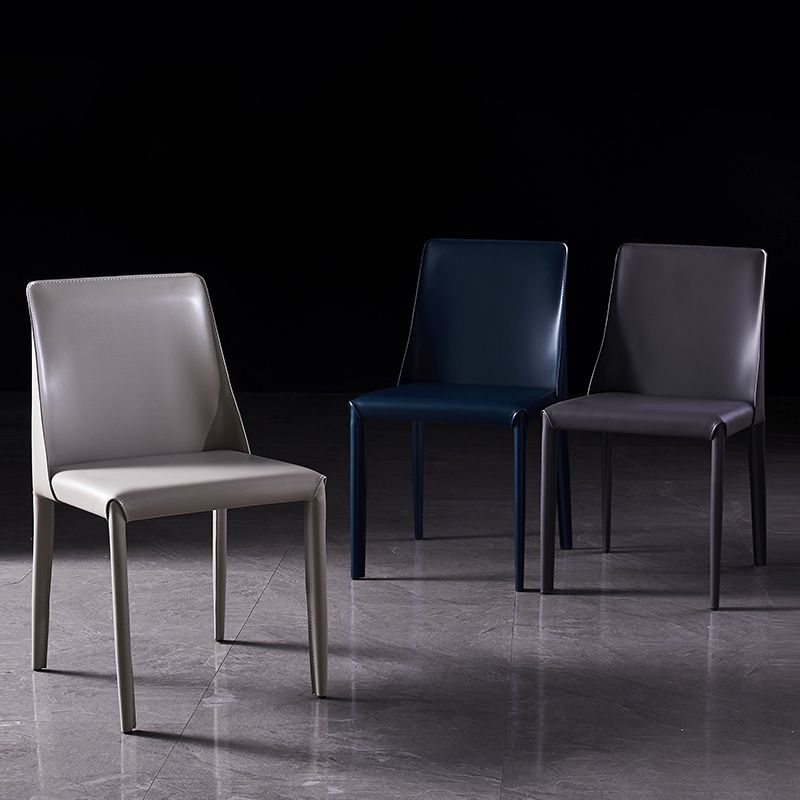 Chaise de selle moderne avec base en métal 32 "H CHAISE DE DINSAGE DE COURT