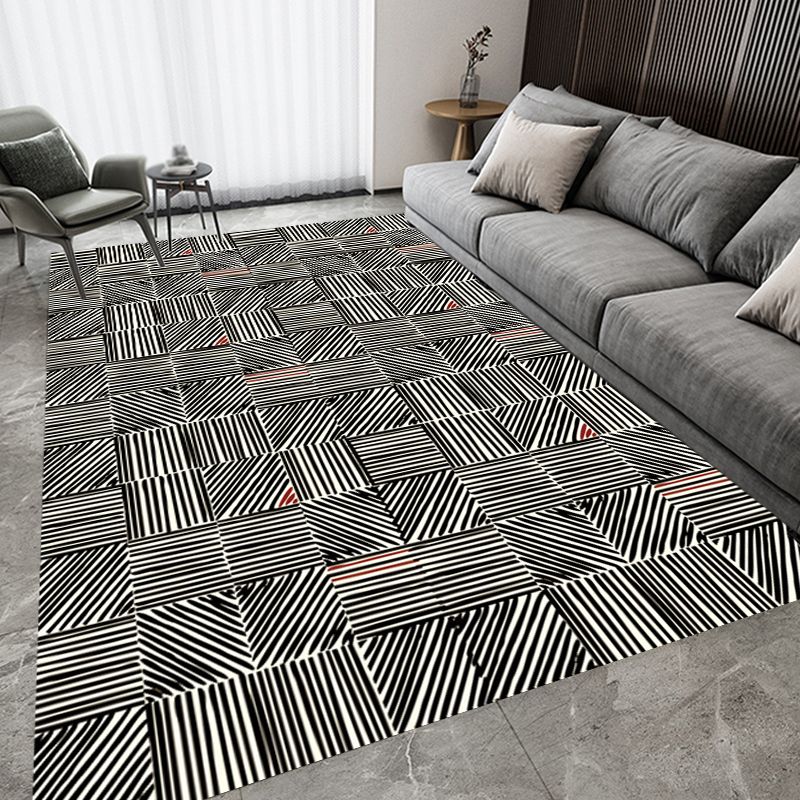 Modern Living Room Rug in Black Stripes Print Rug Polyester Anti-Slip Backing Area Rug
