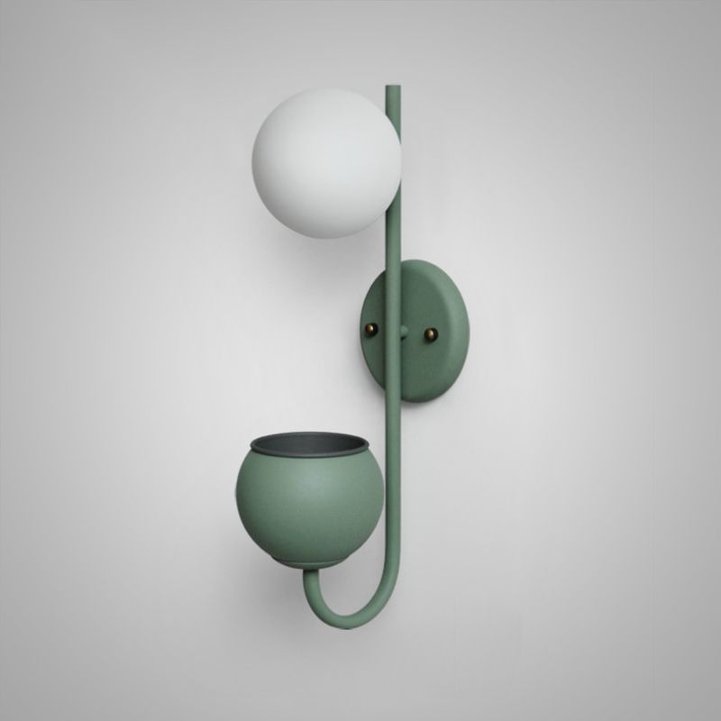 Nordic Style Iron Wall Lamp Ball Shape Wall Light for Bedroom (Included Plant)