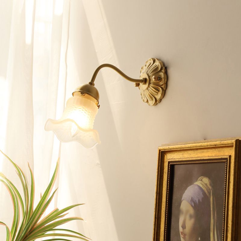 Modern Style Flower Shaped Wall Light Sconces Metal 1 Light Wall Lighting