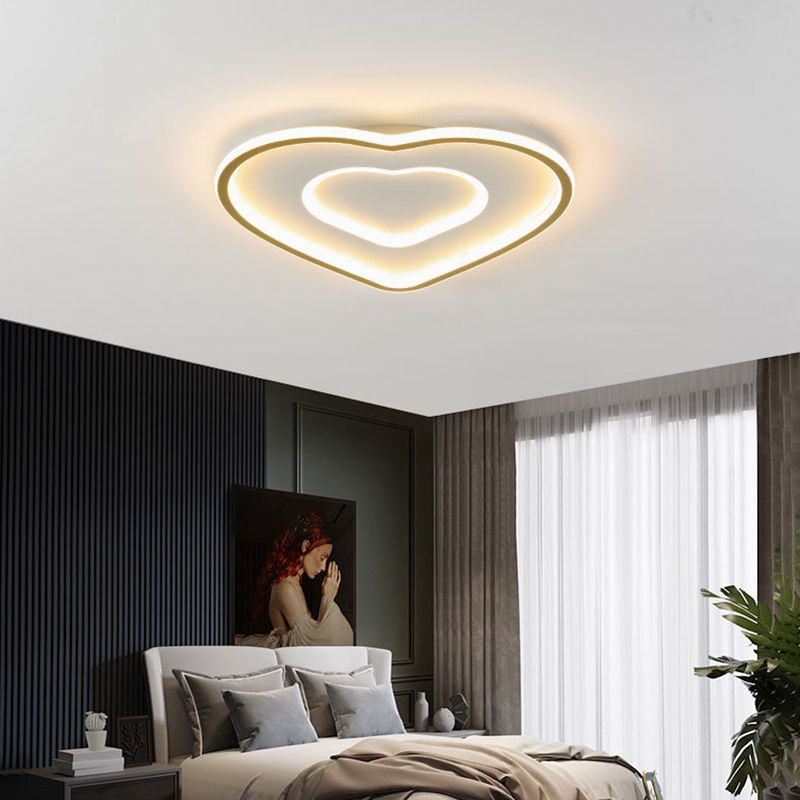 Plafonnier LED minimaliste moderne en aluminium en forme de cœur avec abat-jour en acrylique