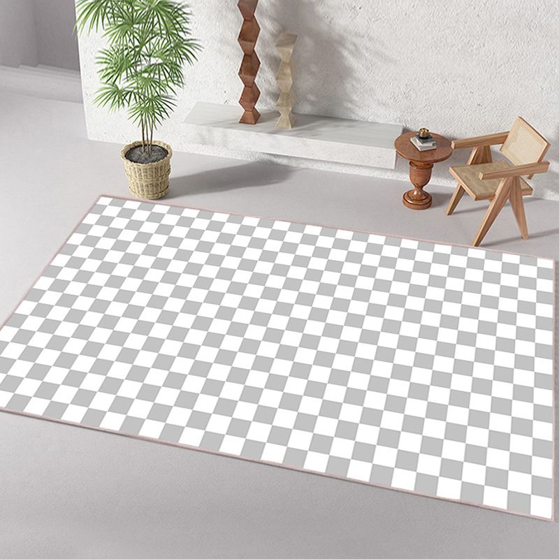 Minimalist Checkered Print Carpet Polyester Area Rug Stain Resistant Indoor Carpet for Living Room