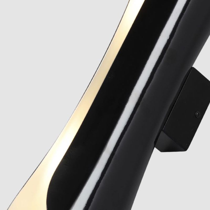Curved Wall Mounted Lamp Modern Simplicity Metallic Wall Mount Lamp for Living Room