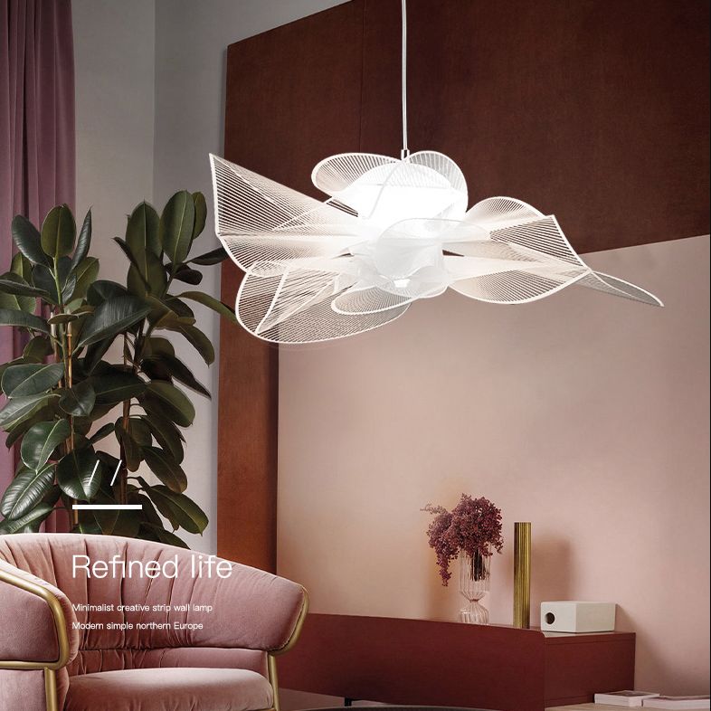 Tulle-Like Floral Chandelier Decorative Plastic Cafe LED Suspension Lighting Fixture in White