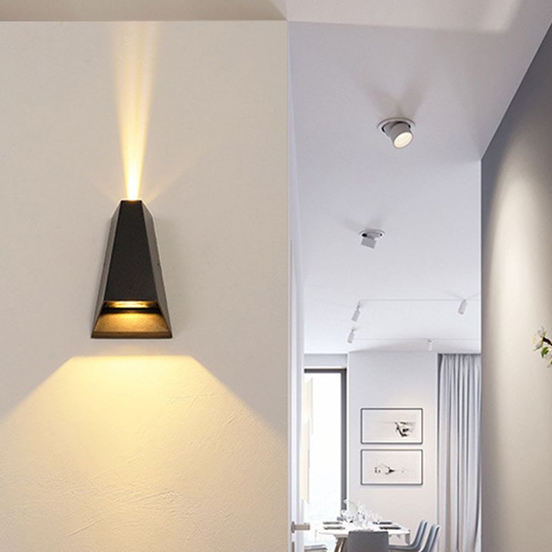 Modern Style Wall Sconce Metal 2 Light Sconces in Black for Outdoor