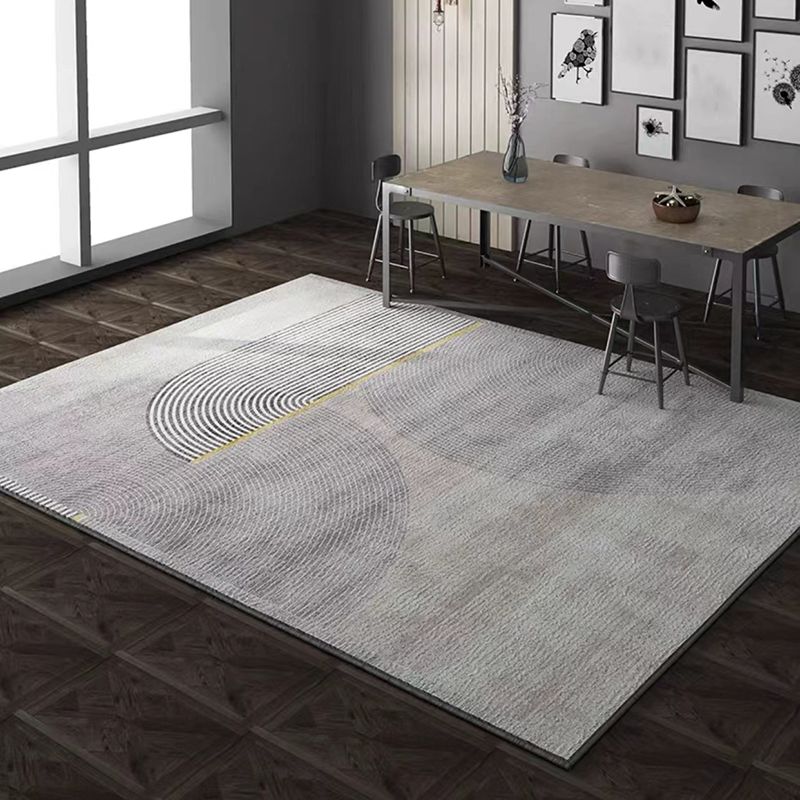 Pewter Modern Carpet Polyester Graphic Carpet Stain Resistant Carpet for Living Room