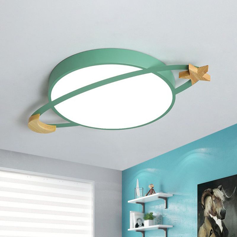 Planeetvormige inbouwlamp Scandinavische metalen slaapkamer LED-plafondlamp met houten maan en ster