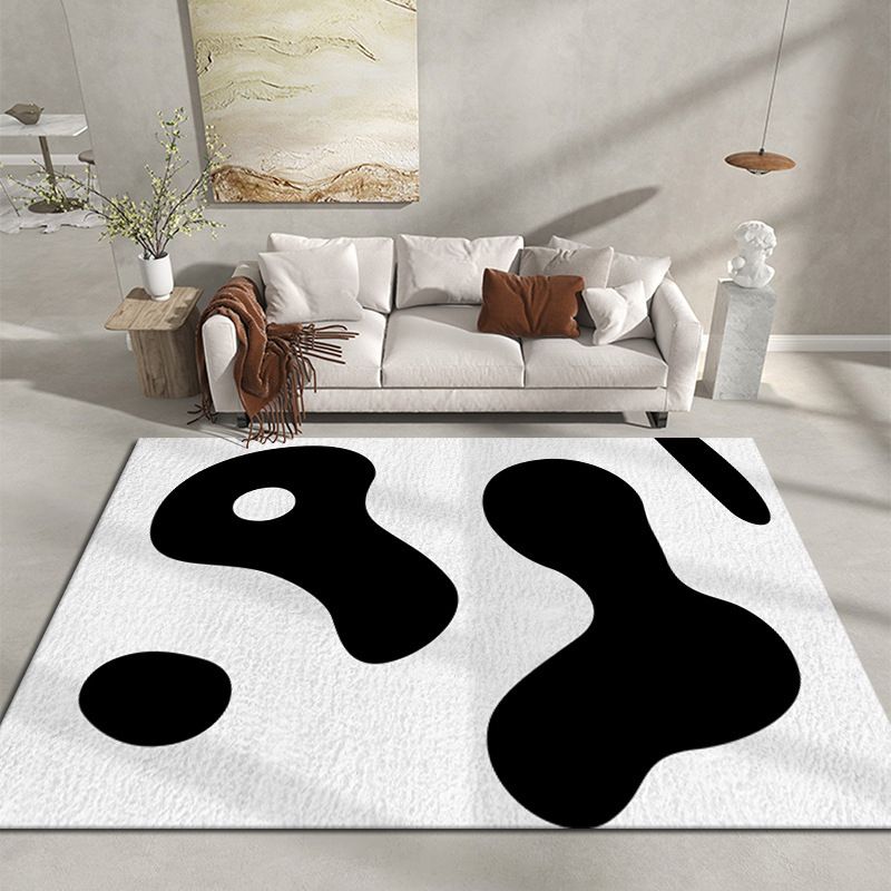 Modern Black and White Rug Geometry Area Carpet Stain-Resistant Non-Slip Backing Rug