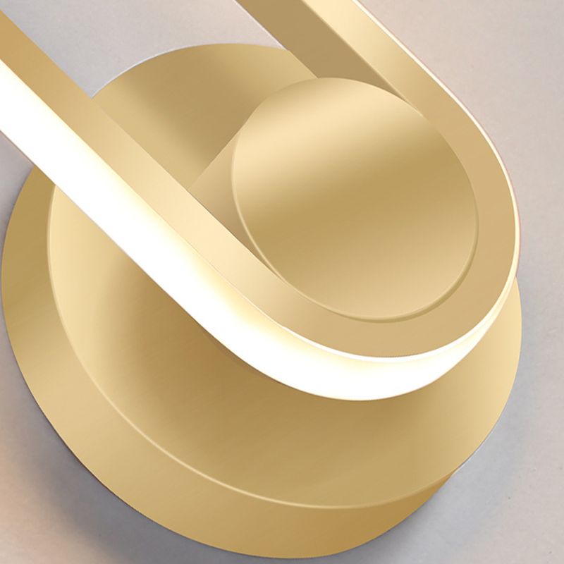 Metal Oval Shape Wall Sconce Modern Style 1 Light Wall Light Fixture in Gold