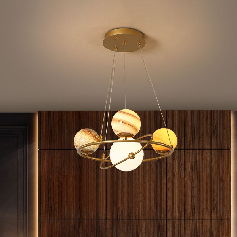 Kids Solar System Ceiling Pendant Light Stained Glass 4/6-Head Bedroom Chandelier Lighting in Gold