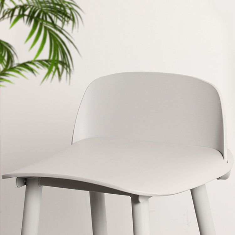 Scandinavian Milk Tea Shop Footrest Stool Matte Finish Steel Counter Stools