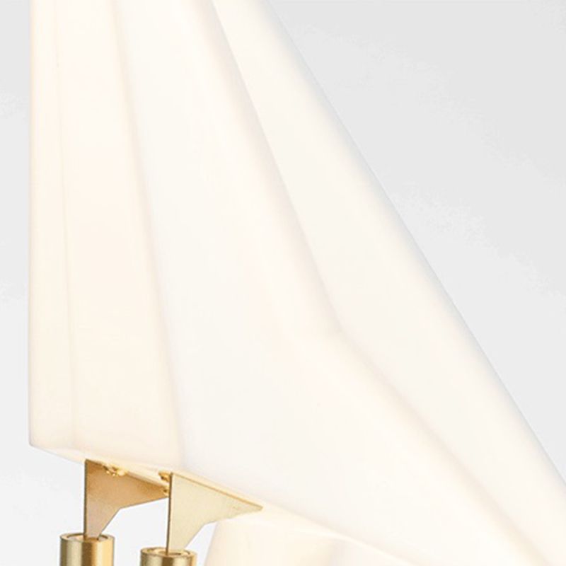 Modern Metal Wall Sconce Bird Shape Wall Light with Acrylic Shade for Living Room