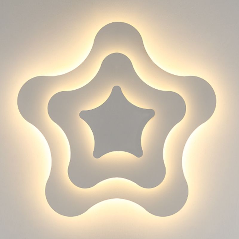 Plafonnier LED géométrique blanc en fer laqué de style moderne avec abat-jour en acrylique