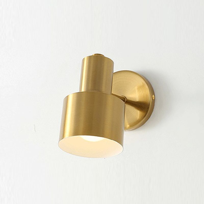 Geometric Metal Mirror Wall Lighting Modern Single Light Wall Mounted Lighting in Brass