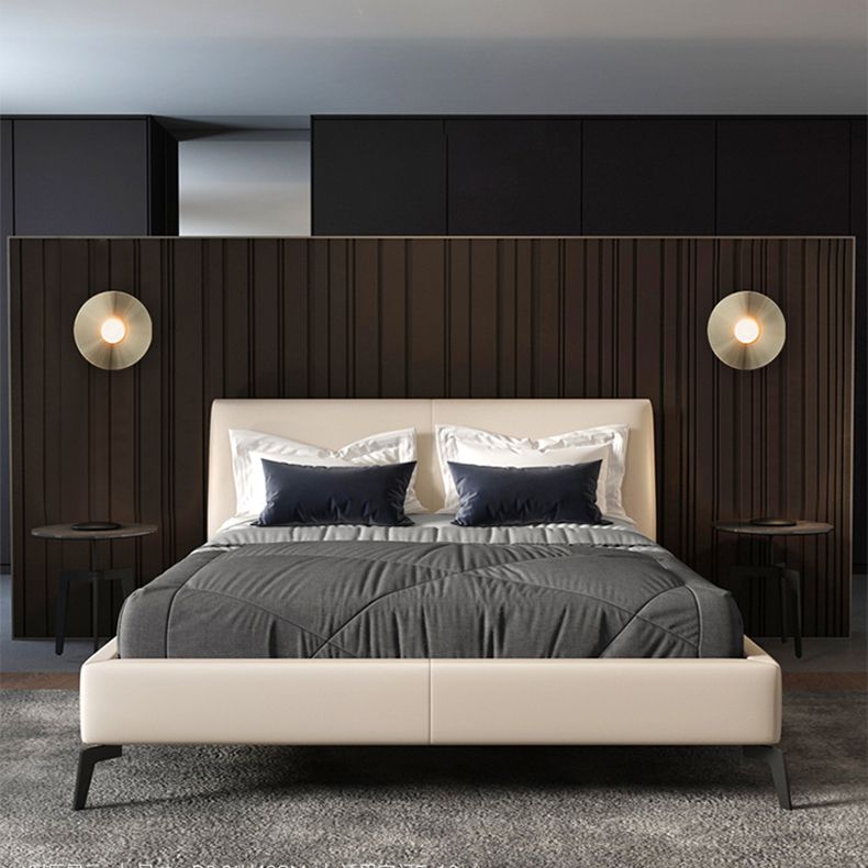 Modern Style Wall Lamp Metallic Wall Light Sconce for Bedroom