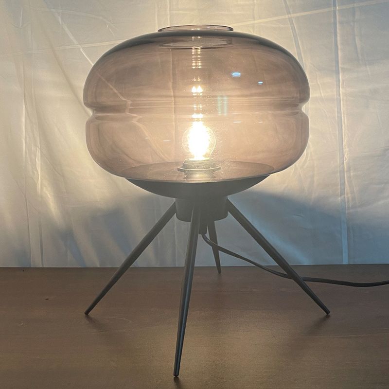 Lampada da tavolo singola Black Drum in stile moderno e creativo Lampada da tavolo in ferro battuto con paralume in vetro