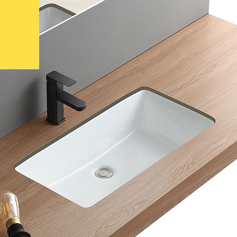 Traditional Undermount Bathroom Sink Porcelain with Overflow Basin Sink