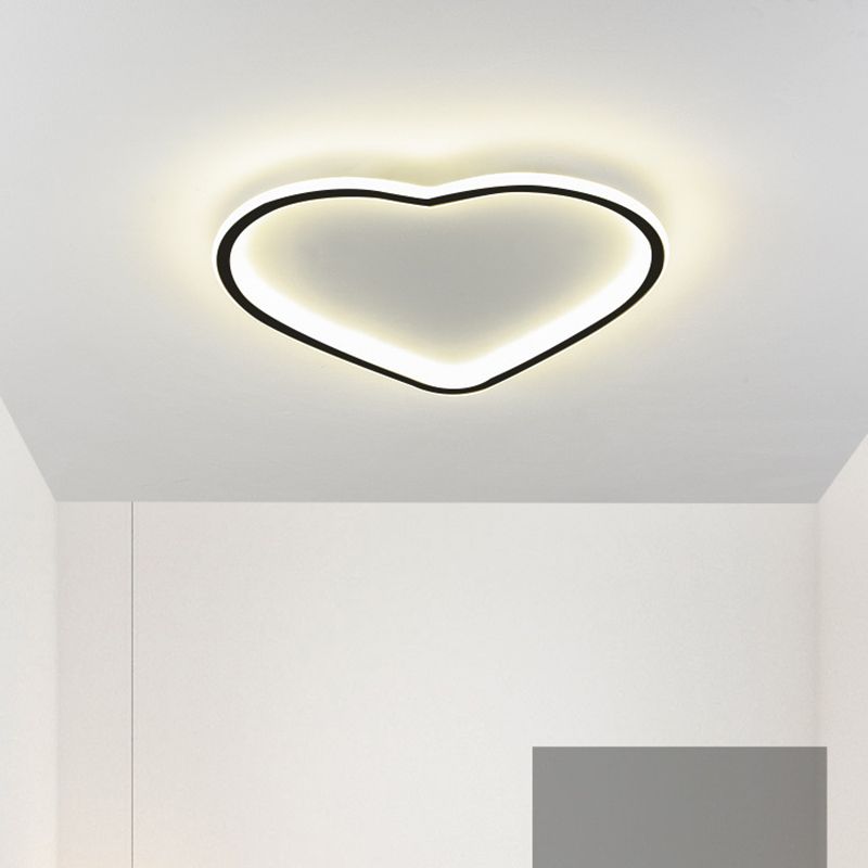 Plafonnier LED minimaliste moderne en aluminium en forme de cœur avec abat-jour en acrylique